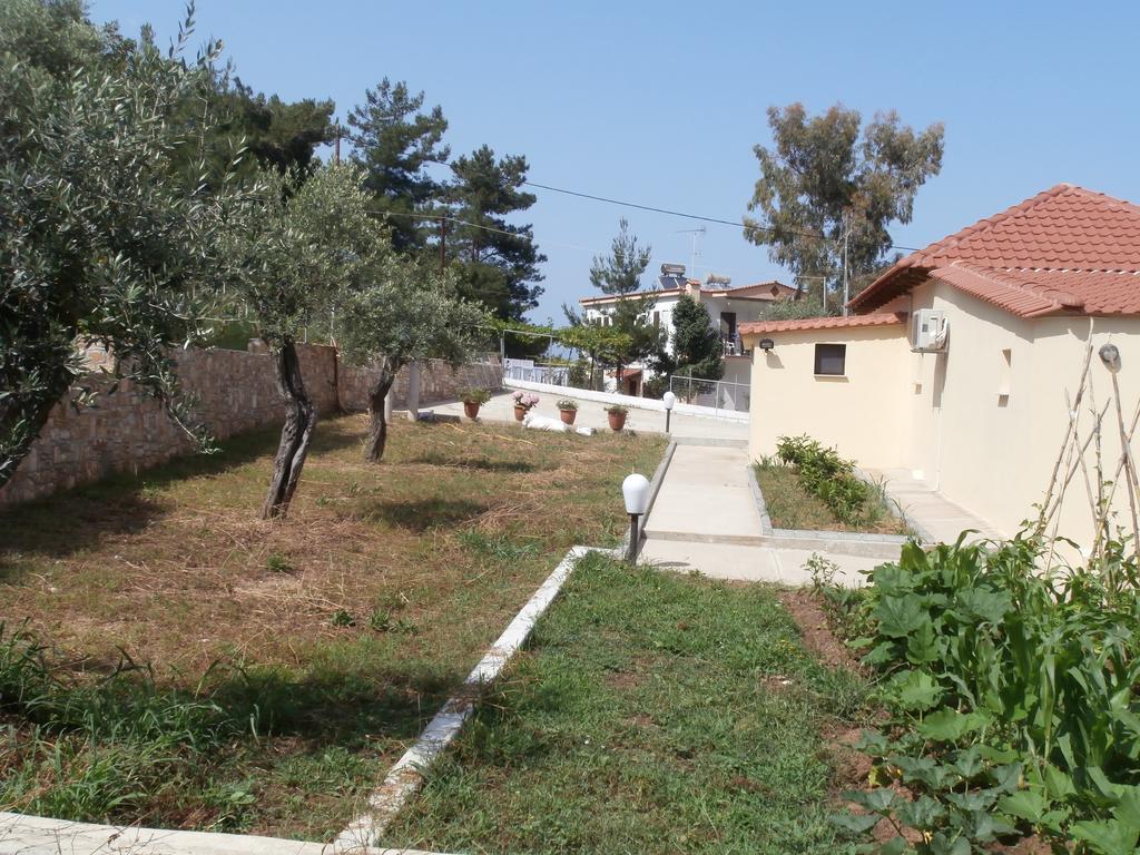 קואינירה Villa Barouti מראה חיצוני תמונה