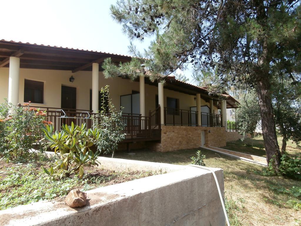 קואינירה Villa Barouti מראה חיצוני תמונה